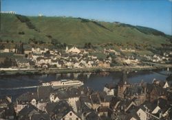 Zell an der Mosel – The Town of the "Black Cat" with Kaimt Postcard