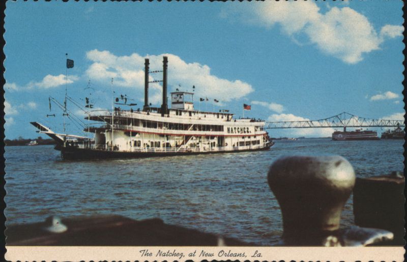 Riverboat Natchez on Mississippi River, New Orleans, LA Louisiana