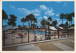 Kings Inn Motor Hotel Swimming Pool, Sun City, Arizona Postcard
