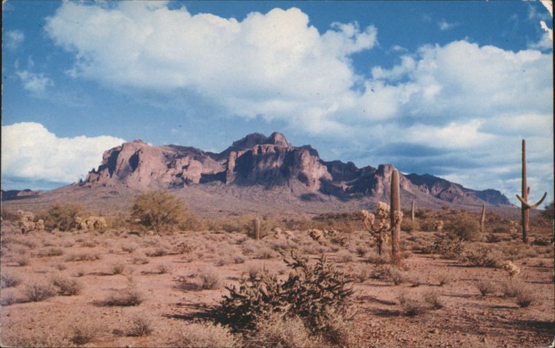 Superstition Mountain, Apache Trail, Mesa, Arizona