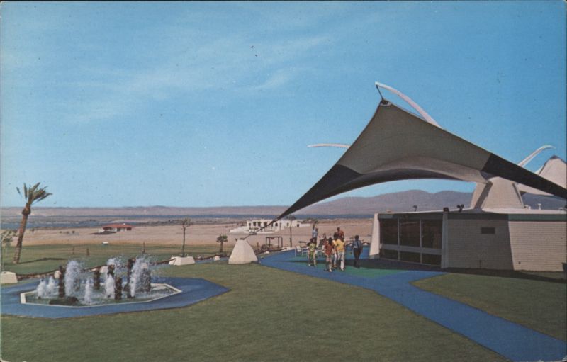 Lake Havasu City Golf Course Pro Shop & Fountain Arizona