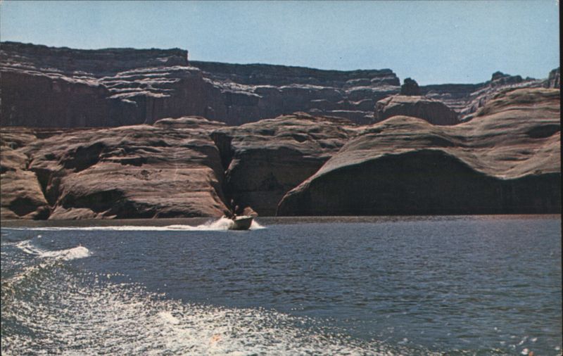 Boating Lake Powell, Utah - Arizona W. L. Rusho