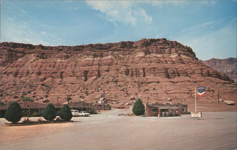 Cliff Dwellers Lodge, Vermillion Cliffs, Marble Canyon AZ Arizona