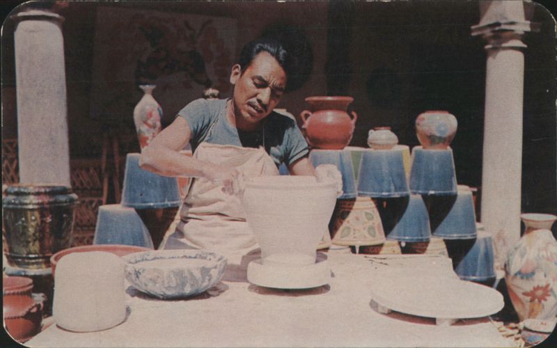 Mexican Potter Hand-Turning Bowl, San Pedro Tlaquepaque Mexico