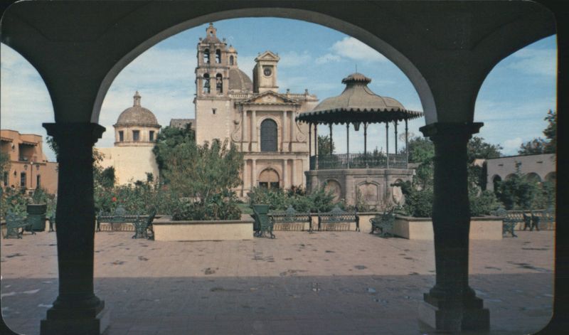 Main Square through Arches, Tequisquiapan, Mexico Carlos Romo