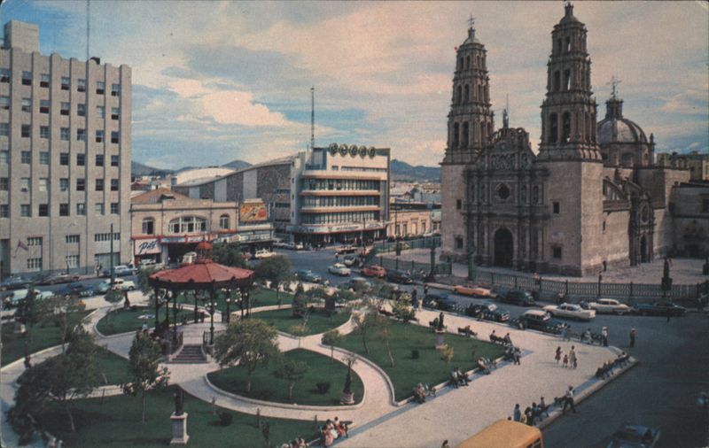 Plaza de Armas and Cathedral, Chihuahua, Mexico Roberto Lopez Diaz