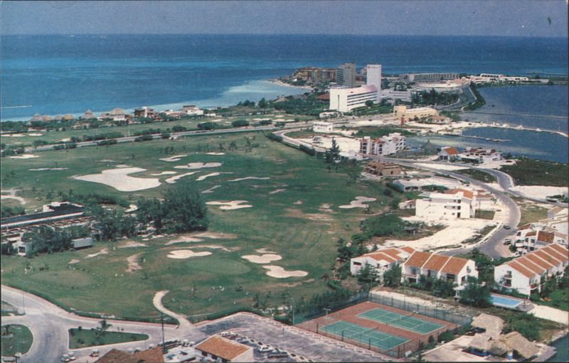 Hotel Presidente & Golf Course, Cancún, Mexico Aerial View