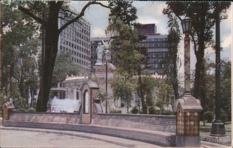 Alameda Central Park, Mexico City Fountain & Statue