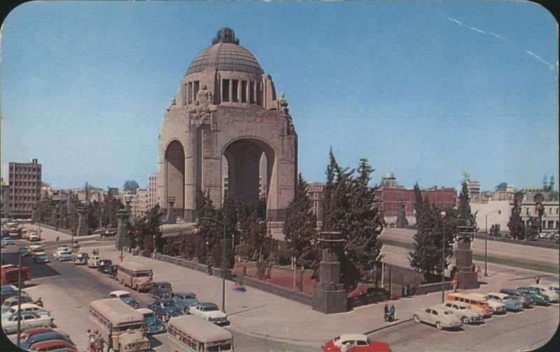 Monumento a la Revolución, Mexico City Lloyd B. Stearns