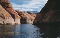 Lake Powell, Utah-Arizona - Red Rock Canyons Postcard