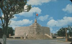 El Monumento a la Patria, Mérida, México Postcard