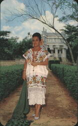 Yucatecan Girl in Regional Dress, Yucatán, México Postcard