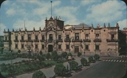 State Capitol and Main Plaza, Guadalajara, México Postcard