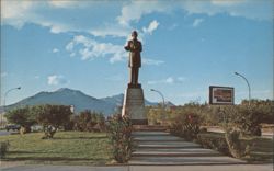 Abraham Lincoln Statue, PRONAF Center, Juarez, Mexico Postcard