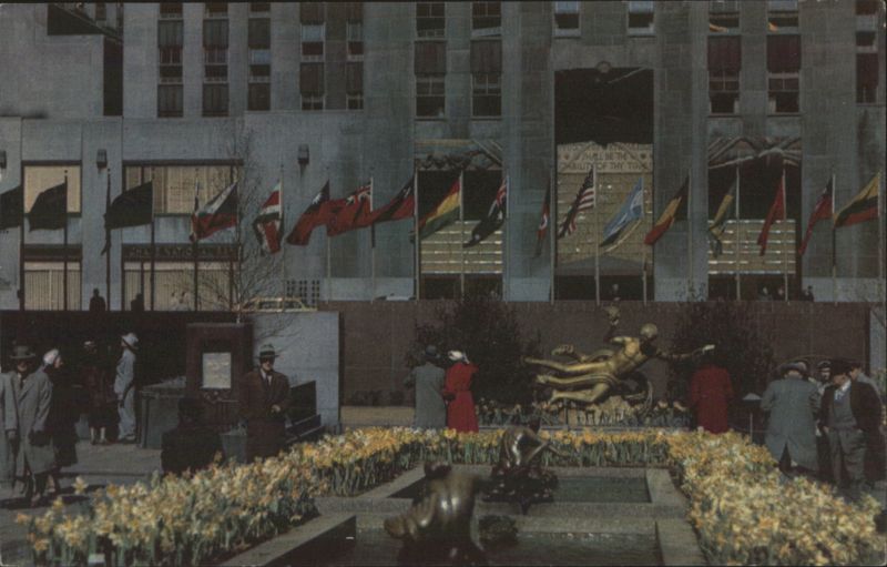Fountains in the Promenade, Rockefeller Plaza New York