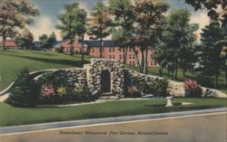 Sweetheart Monument Fort Devens, Massachusetts Postcard