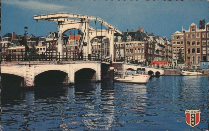 Magere Brug over Amstel River, Amsterdam Netherlands