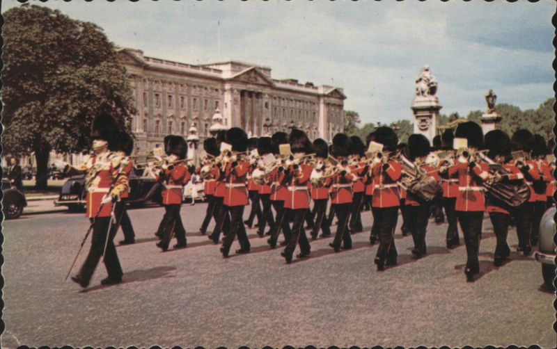 Guards Band Marching, Buckingham Palace, London United Kingdom
