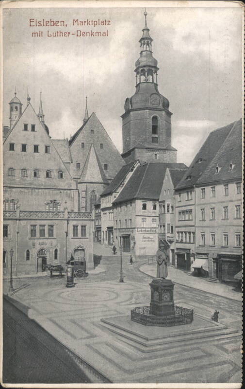 Eisleben Marktplatz mit Luther-Denkmal Germany