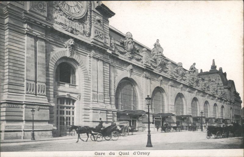 Gare du Quai d'Orsay, Horse-Drawn Carriages Paris France