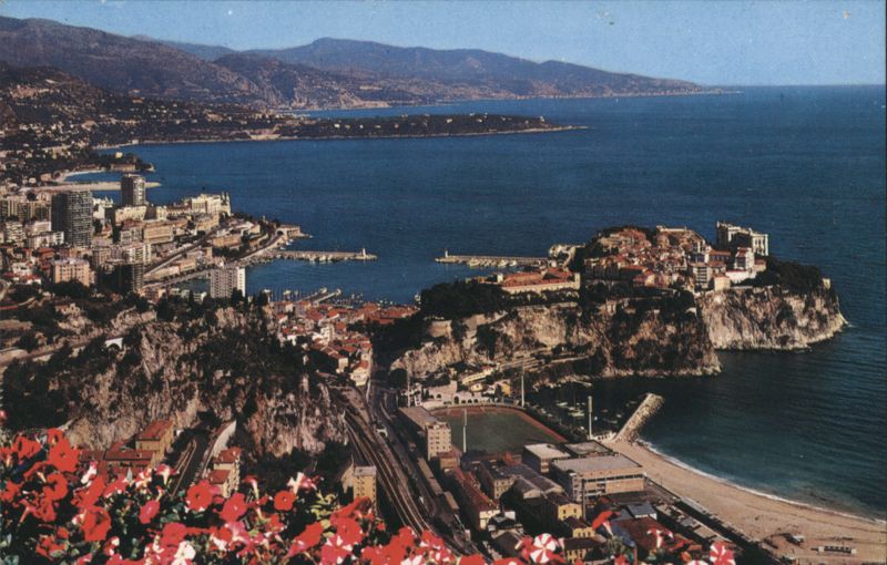 Principauté de Monaco Vue d'ensemble, La Côte d'Azur