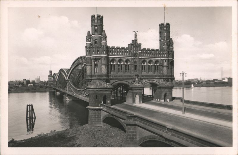 Hamburg Elbbrücke - Ornate Castle-like Bridge Germany