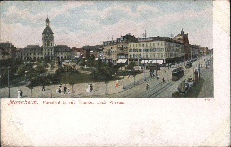 Mannheim Paradeplatz with Planken to the West Germany