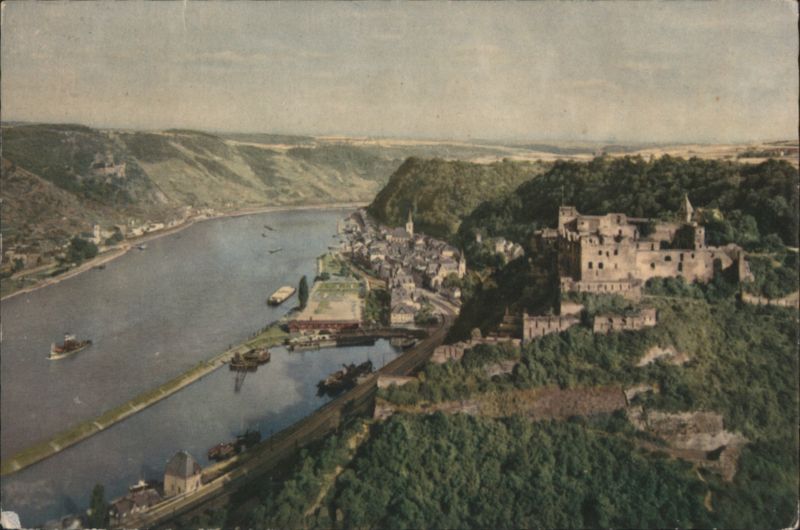 St. Goar am Rhein & Burg Rheinfels, River Valley View Germany