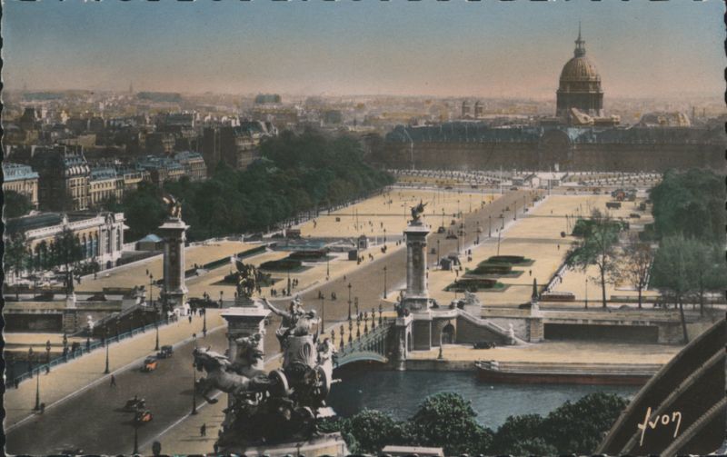 Pont Alexandre III & Esplanade des Invalides, Paris France