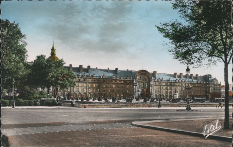 Paris Les Invalides, Front Facing the Esplanade France