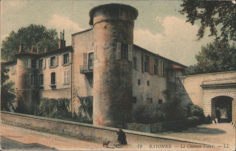 Le Château Vieux, Bayonne France
