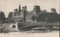 Paris: Hôtel de Ville and Pont d'Arcole with River Boat Postcard