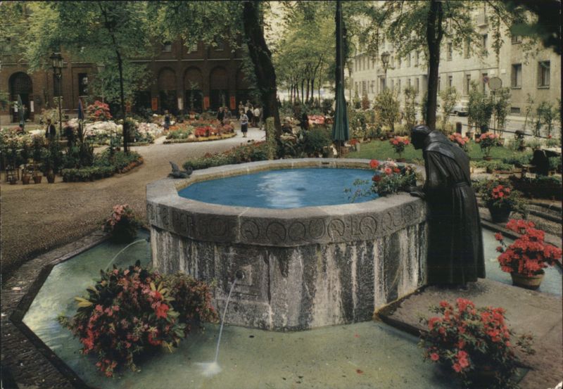 St. Francis Fountain Milan Italy Fotografia a.Colori Ektachrome
