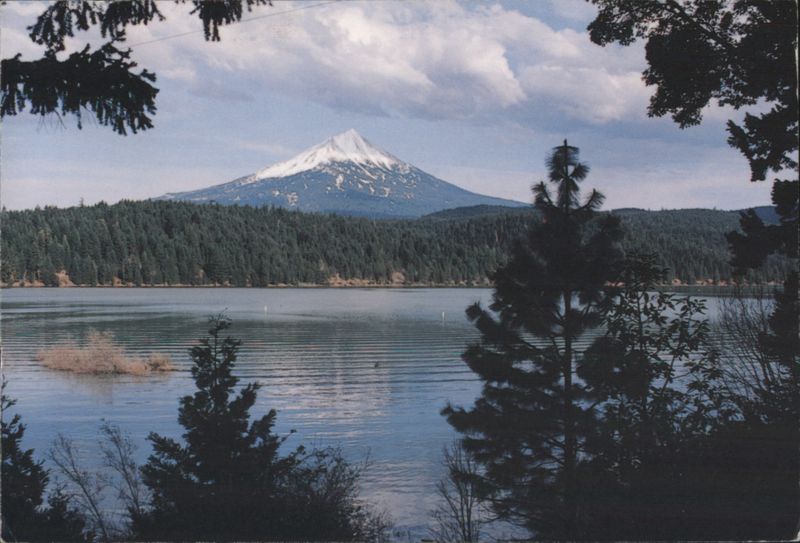 Mt. McLoughlin & Willow Lake, Oregon Steven Astillero