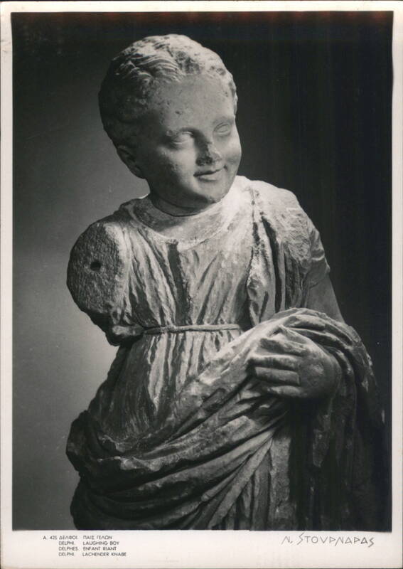 Delphi Smiling Boy Statue, Enfant Riant, Lachander Knabe Greece