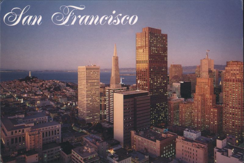 San Francisco Skyline at Dusk with Transamerica Pyramid California
