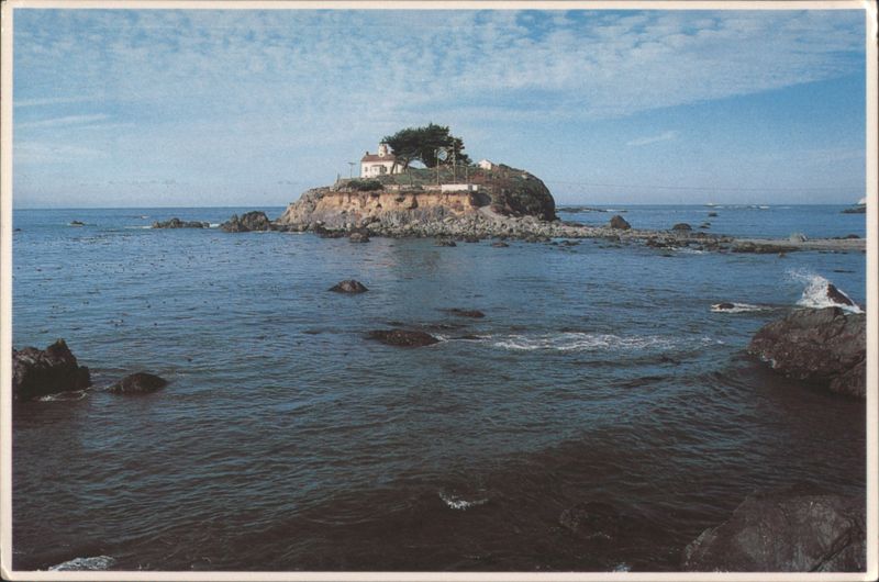 Crescent City Lighthouse Museum, California Robert Freeman
