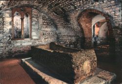 Juliet's Tomb, Crypt Interior Postcard