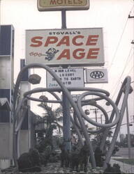 Stovall's Space Age Motel & Sculpture (1974) Postcard