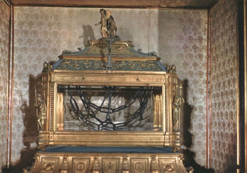 St. Peter's Chains Urn, Basilica di S. Pietro in Vincoli Rome Italy