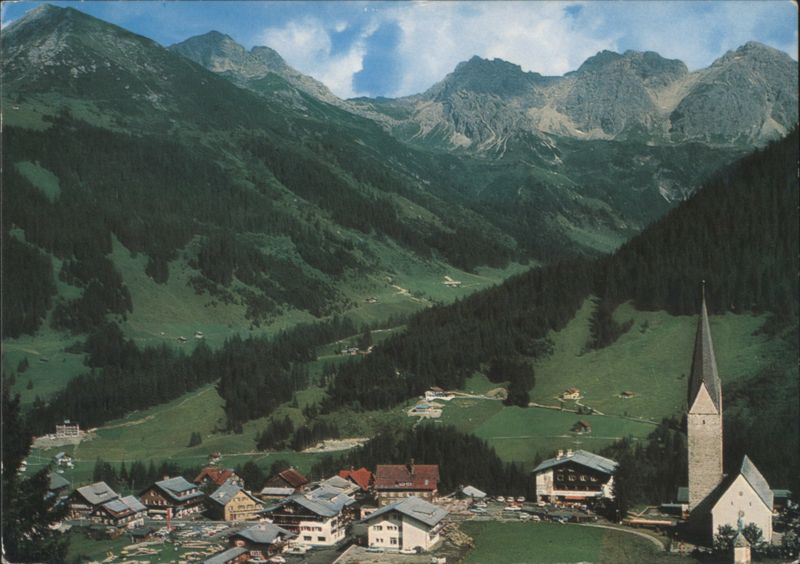 Mittelberg, Kleinwalsertal with Schafalpenköpfen & Hammerspitze Austria