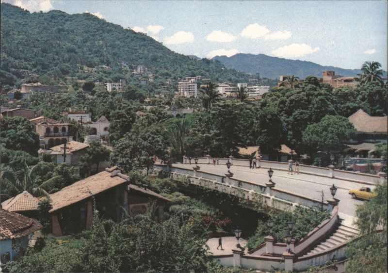 Puerto Vallarta, Río Cuale Bridge, Lush Vegetation Mexico