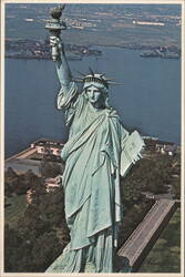 Statue of Liberty, Liberty Island, Gateway to New World Postcard