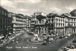 Piazza Trieste e Trento, Napoli with Fountain Postcard