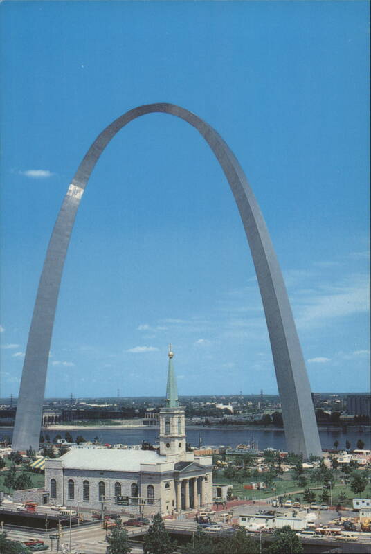 Gateway Arch & Old Cathedral, St. Louis, MO Missouri