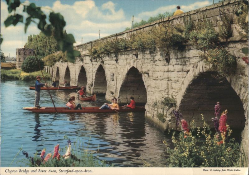 Clopton Bridge & River Avon, Stratford-upon-Avon United Kingdom