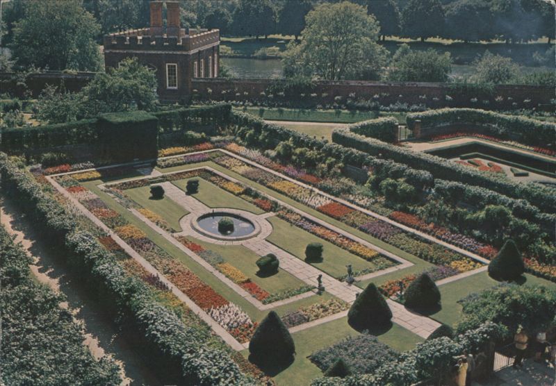 Hampton Court Palace Pond Garden & Banqueting House United Kingdom