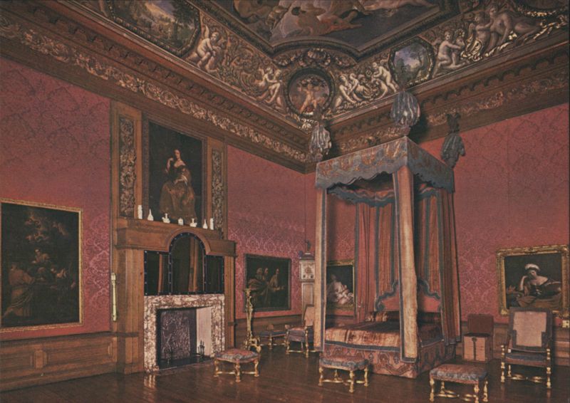 Hampton Court Palace, The King's Bedroom London United Kingdom