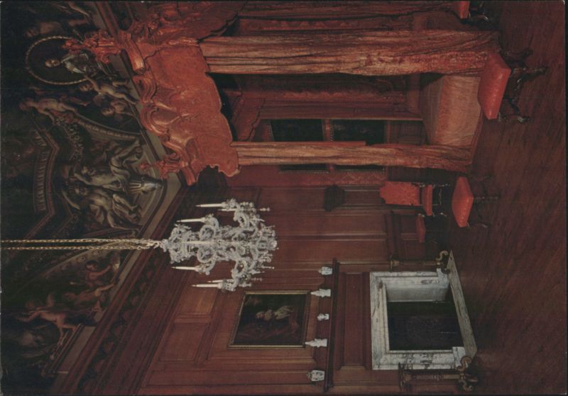 Hampton Court Palace, The Queen's Bedroom, London United Kingdom