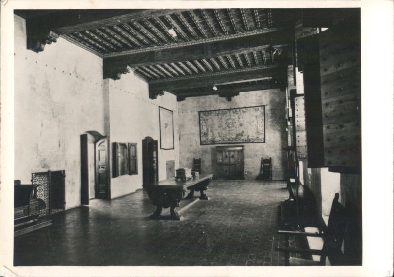 Palazzo Davanzati, Salone, II piano, Florence Italy